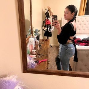 Meet your Posher, Karenia